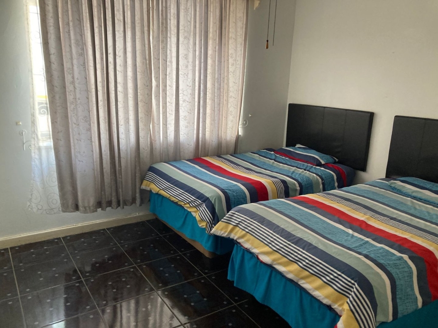 9 Bedroom Property for Sale in Dale View Eastern Cape